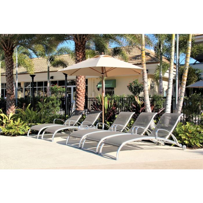 Las Olas Market Umbrella, 7.5 Foot Diameter